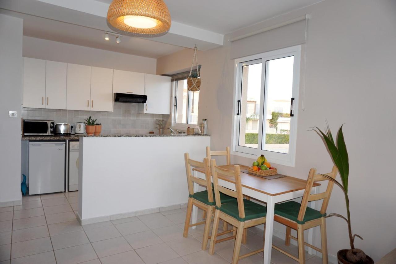 Top Seaview Apartment In Peyia Esterno foto